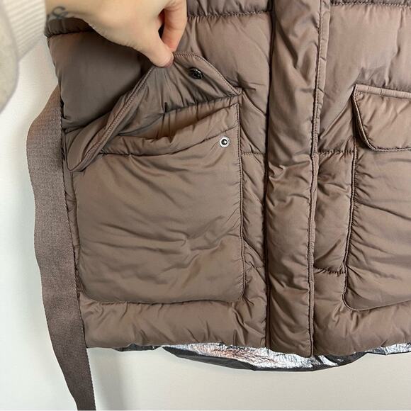 Zella Brown Oversized Hooded Belted Puffer Vest Size Small - Picture 10 of 16